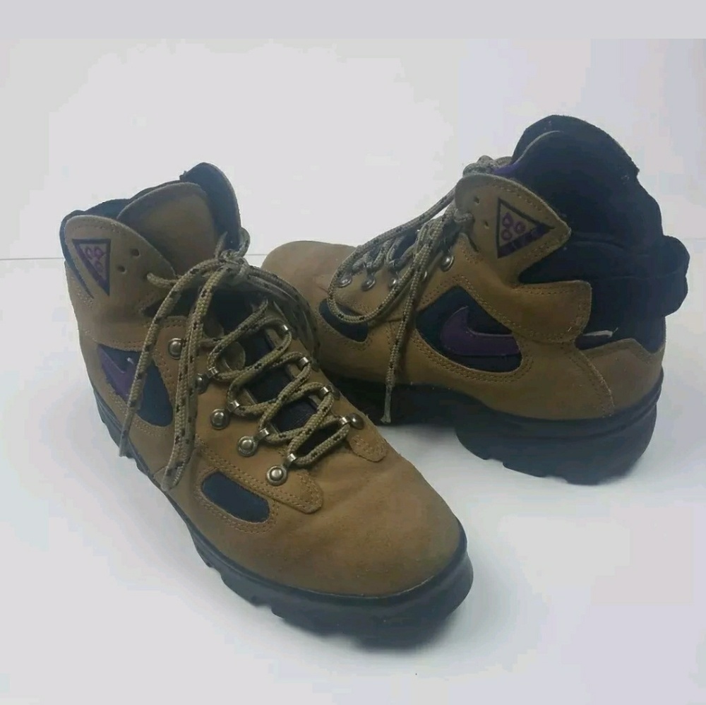 Nike ACG Brown Suede Men's US 7.5 Hiking Boots